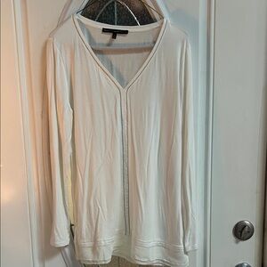 White House Black Market Cream Long Sleeve Blouse